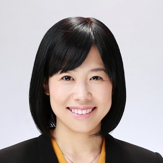 鶴野 智子 氏